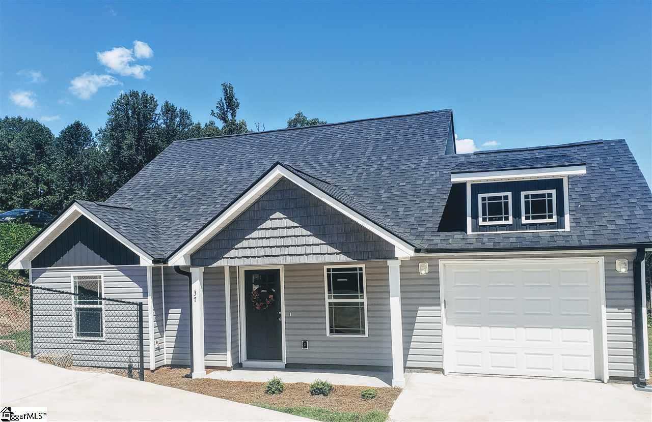 37 Pamela Drive - Photo 1