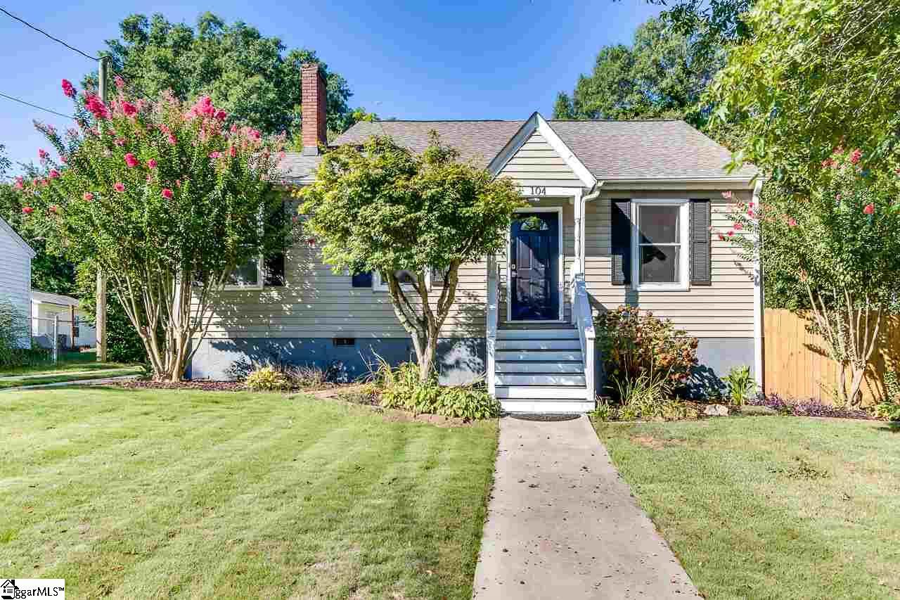 104 Griffin Drive - Photo 1