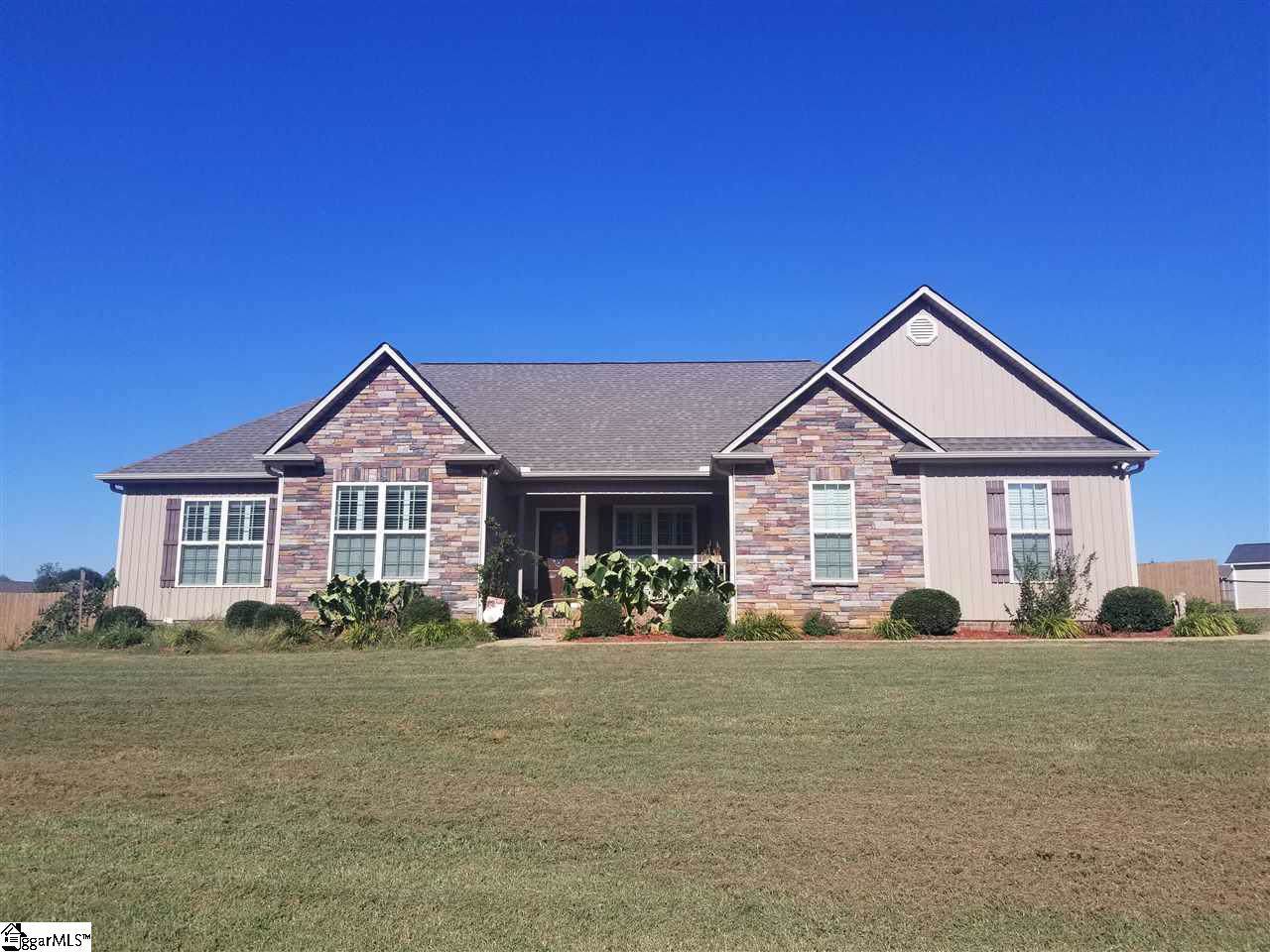 130 Suzanna Drive - Photo 1