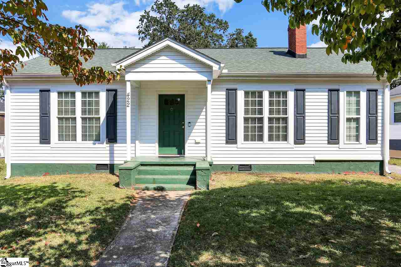 422 Perry Avenue - Photo 1