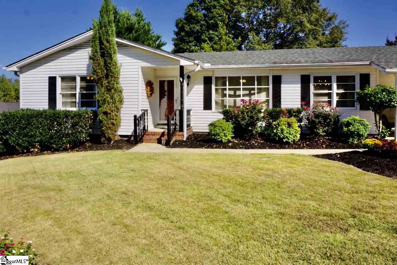 106 Sherwood Avenue - Photo 1