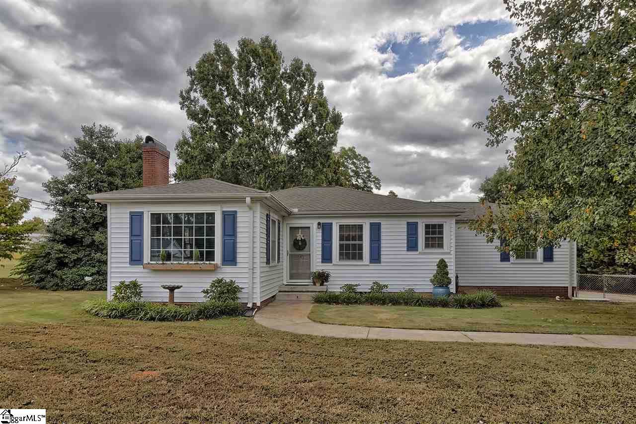 2913 Old Easley Bridge Road - Photo 1