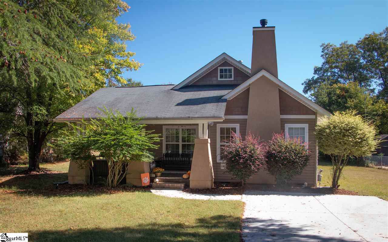 222 Donnan Road - Photo 1