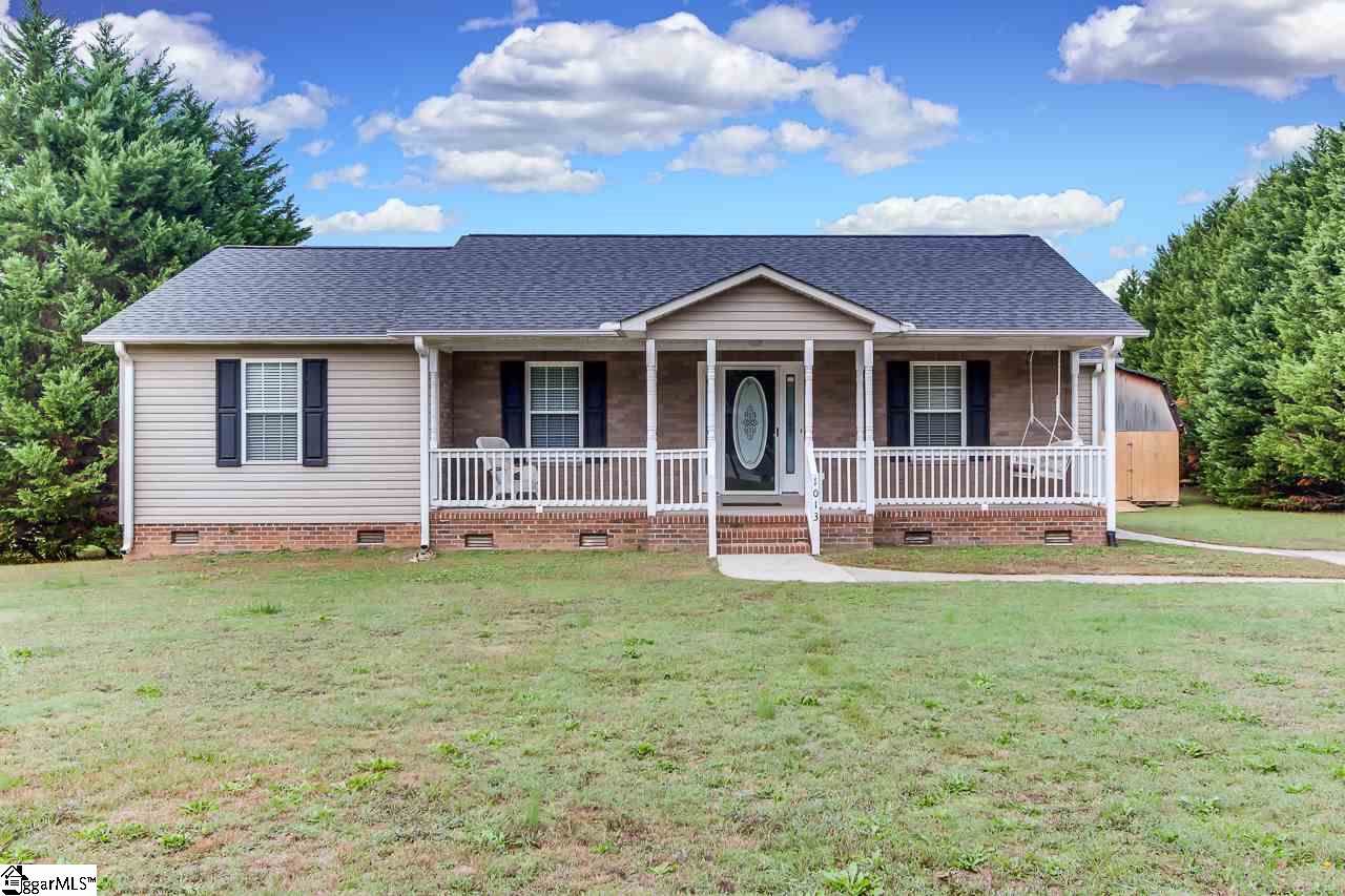 1013 Welcome Road - Photo 1