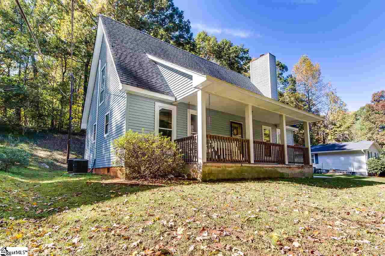 203 West Drive - Photo 1