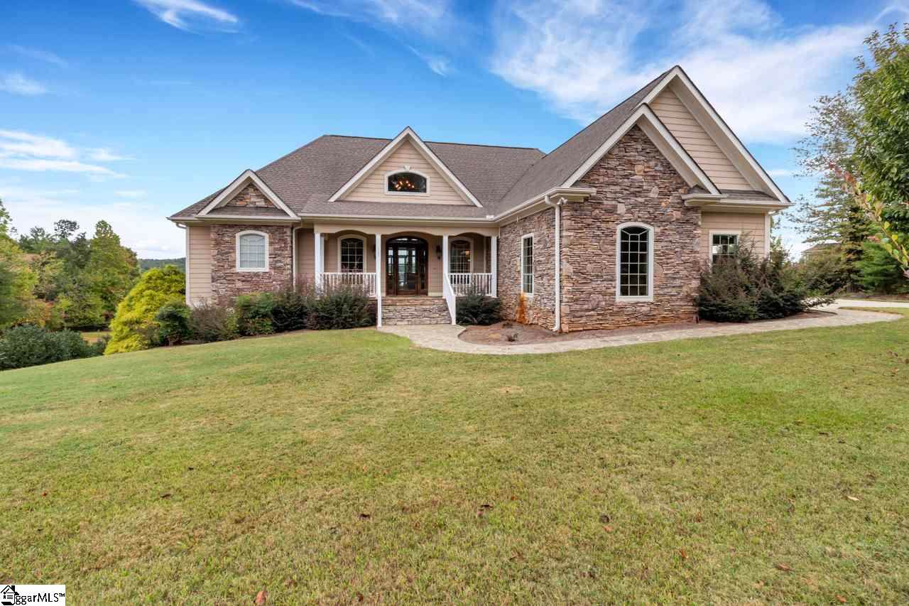 105 Vaughn Court - Photo 1