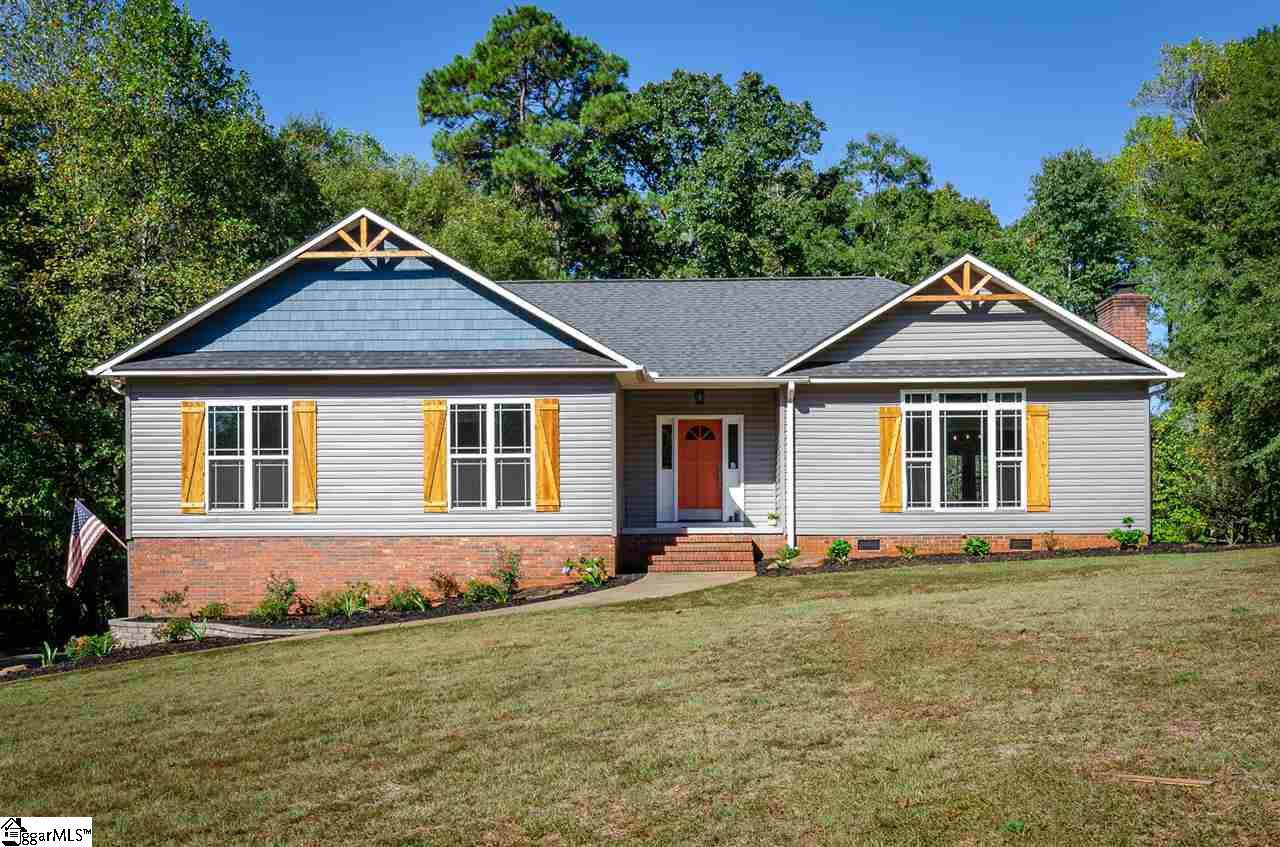 729 Autumn Lane - Photo 1