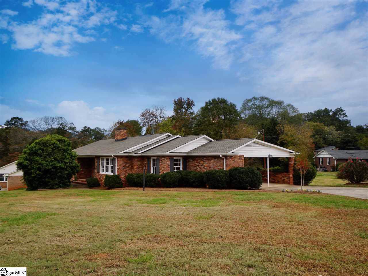 703 Timberlake Road - Photo 1