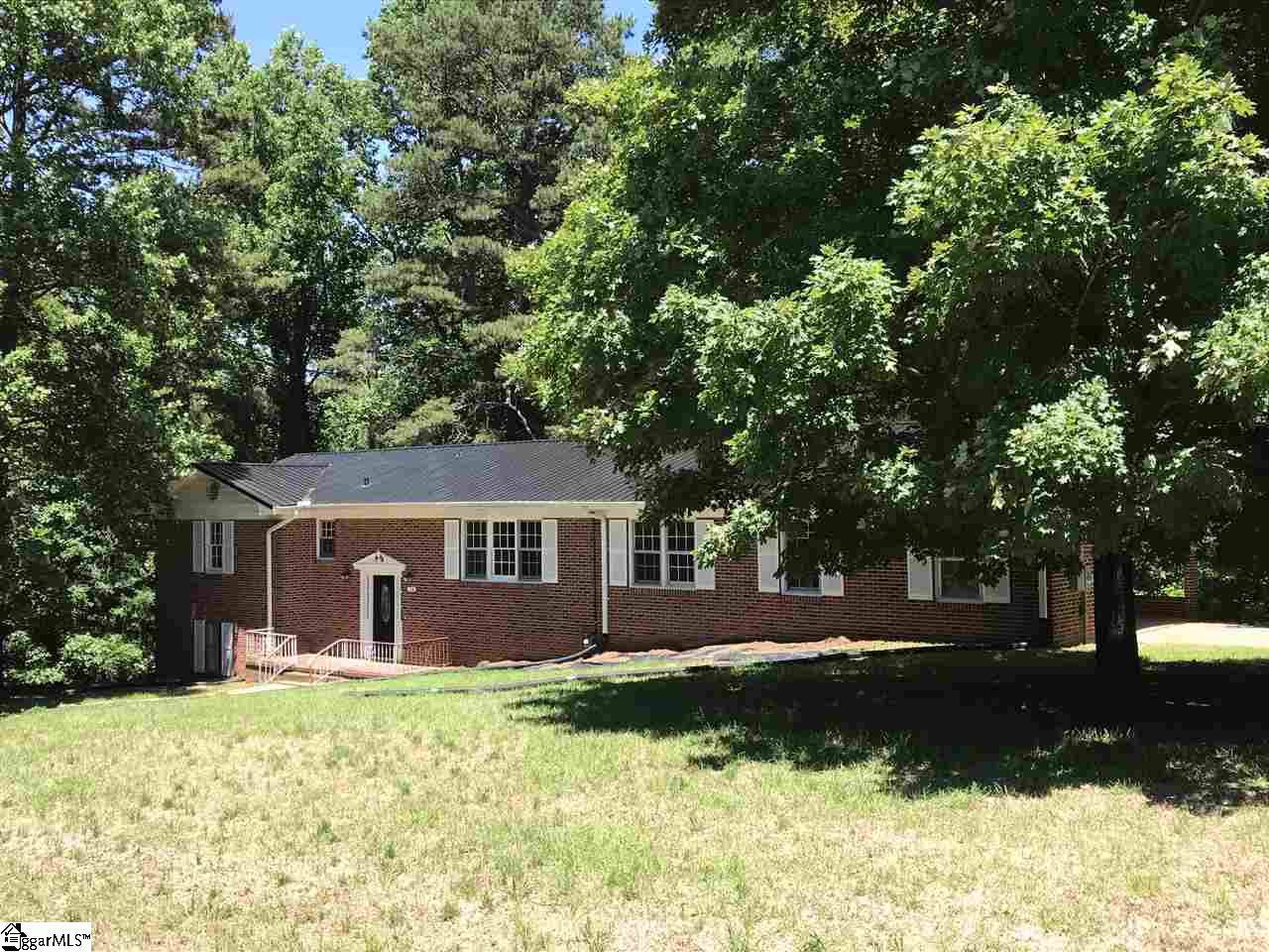 110 Virginia Drive - Photo 1