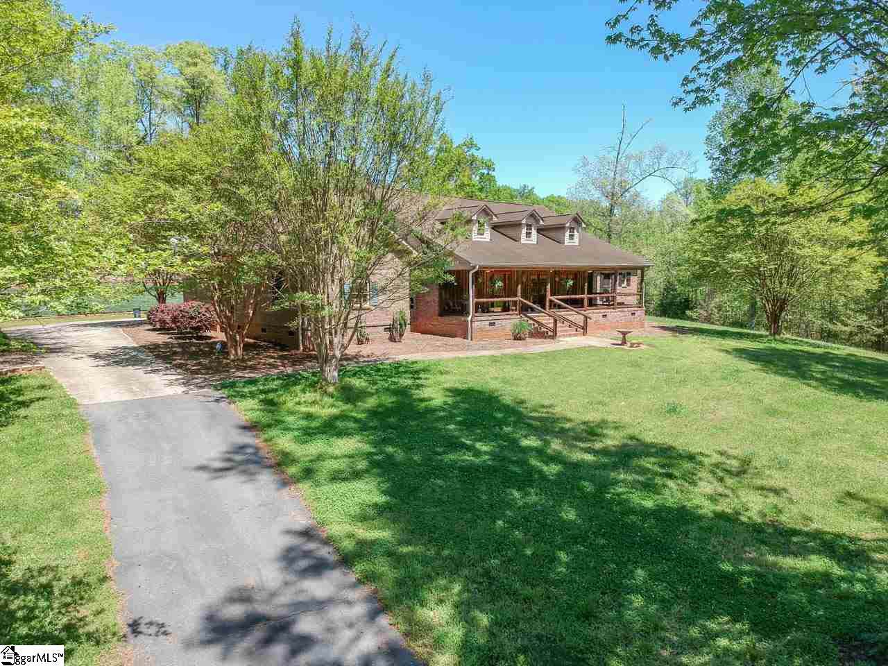 270 Vinland Court - Photo 1