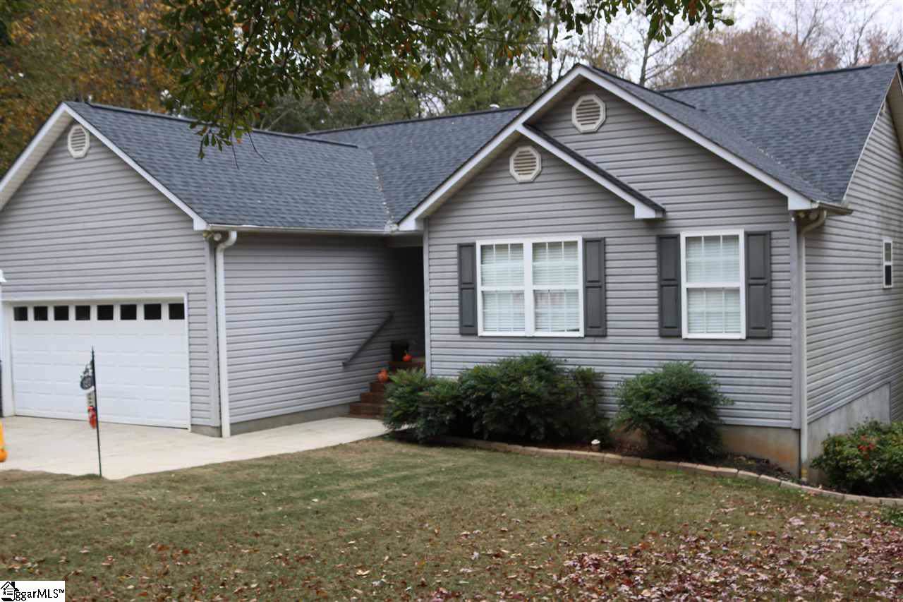 127 Oak Drive - Photo 1