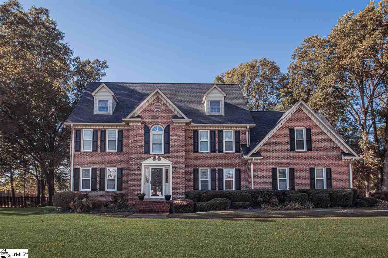104 Lytle Court - Photo 1