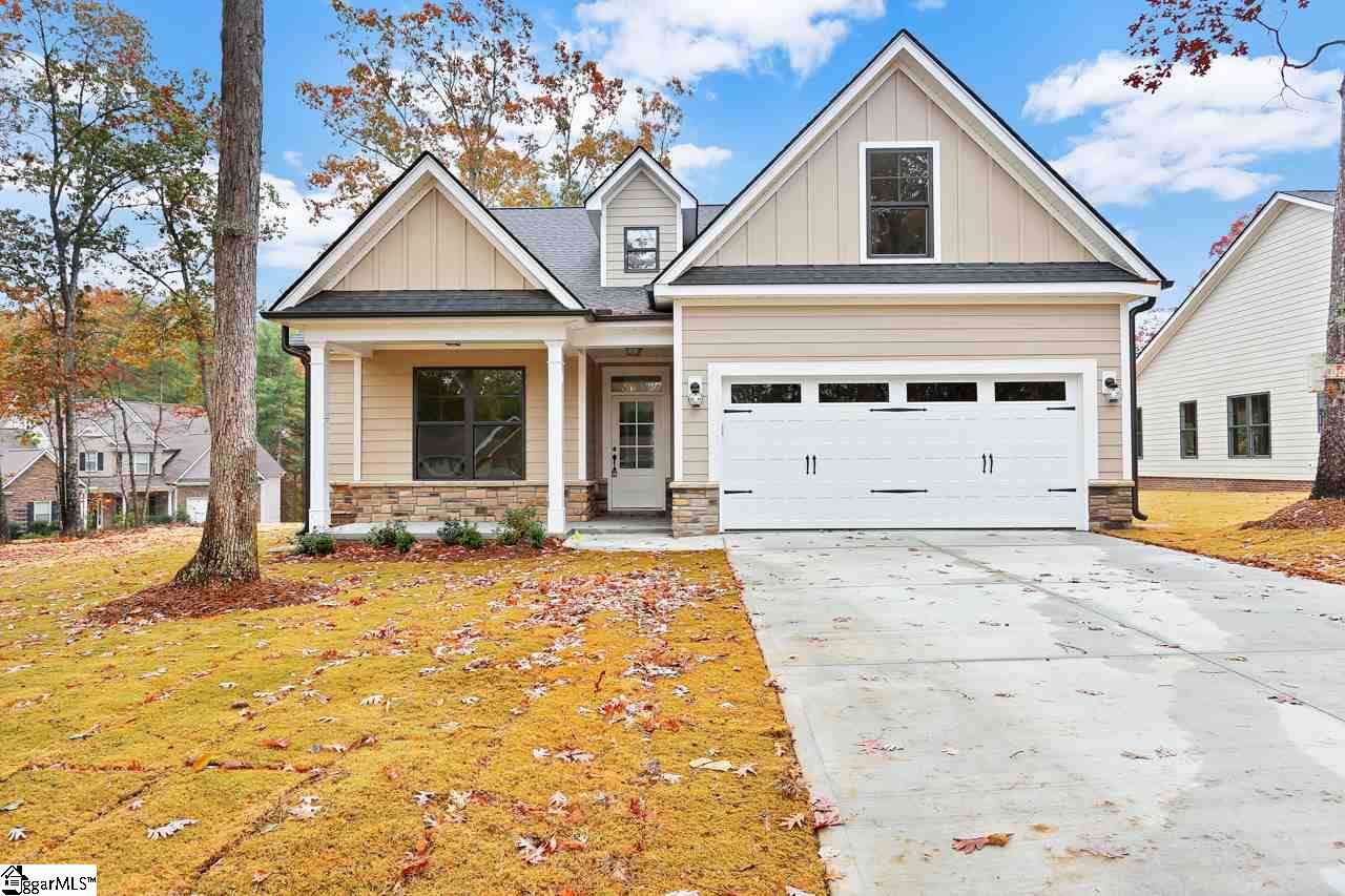201 Kennedy Lane - Photo 1