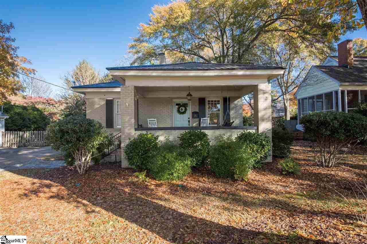 411 Jones Avenue - Photo 1