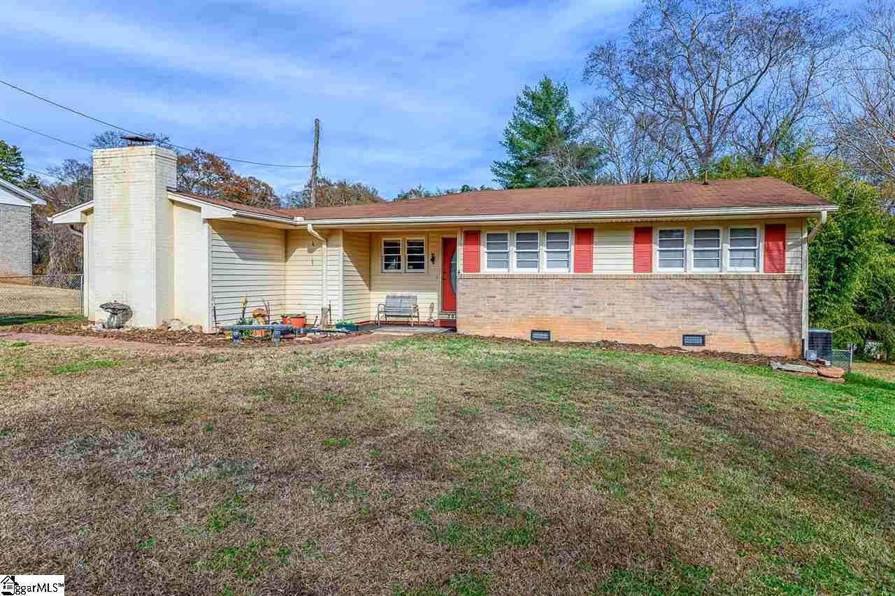 204 Edens Road - Photo 1