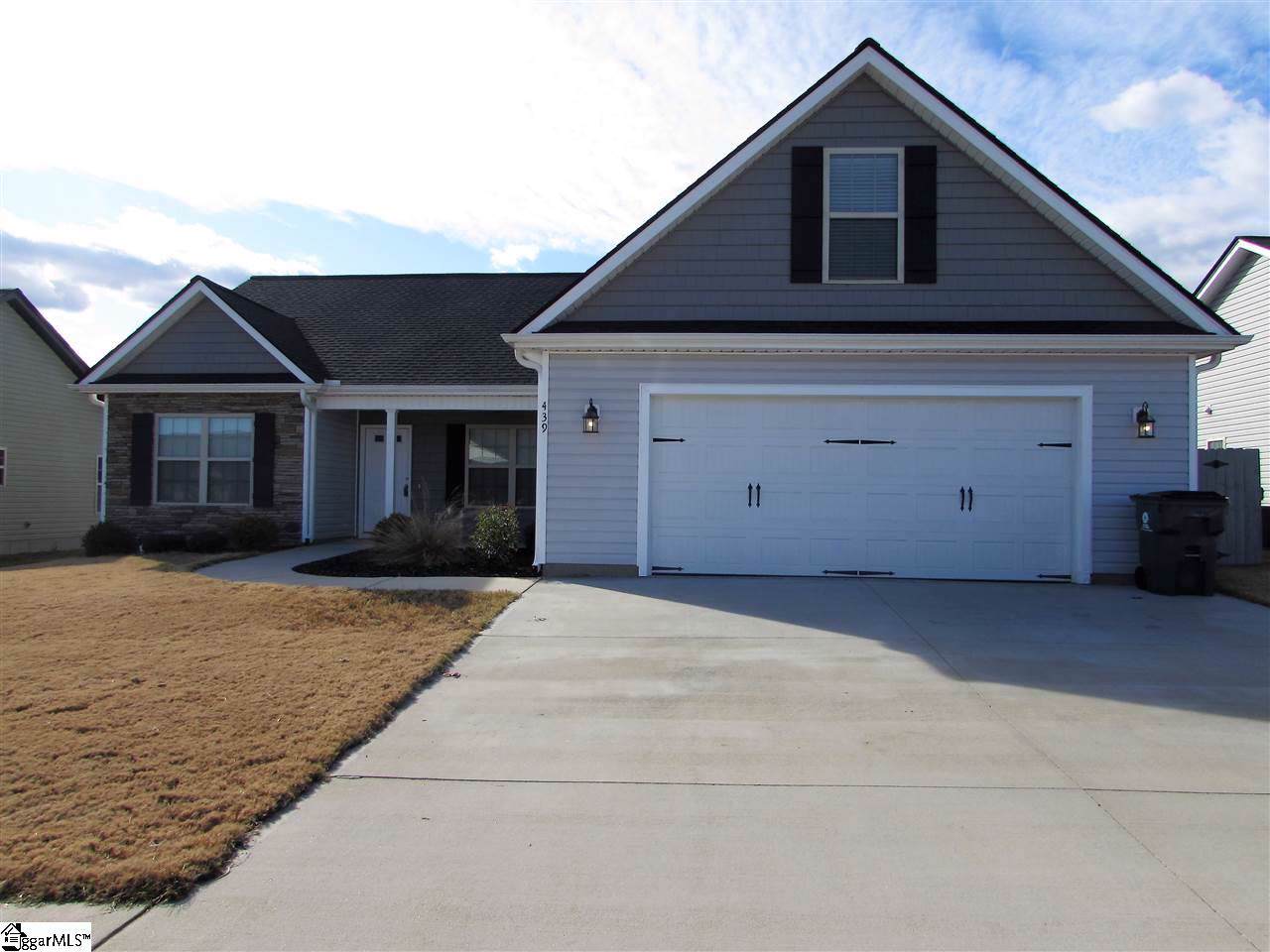 439 Peaksview Drive - Photo 1