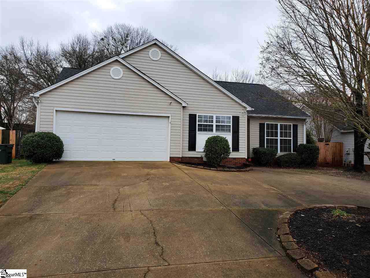 427 Riverside Chase Circle - Photo 1