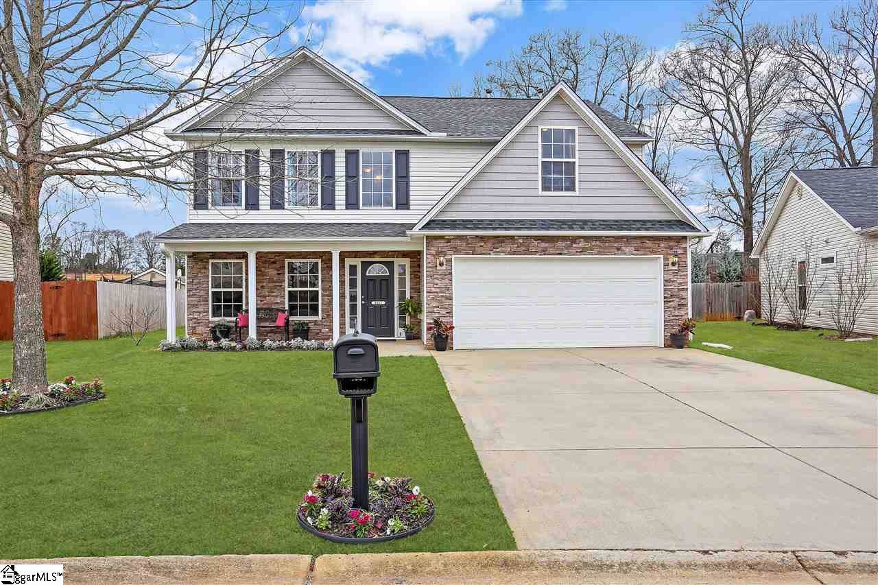 1017 Blythwood Drive - Photo 1