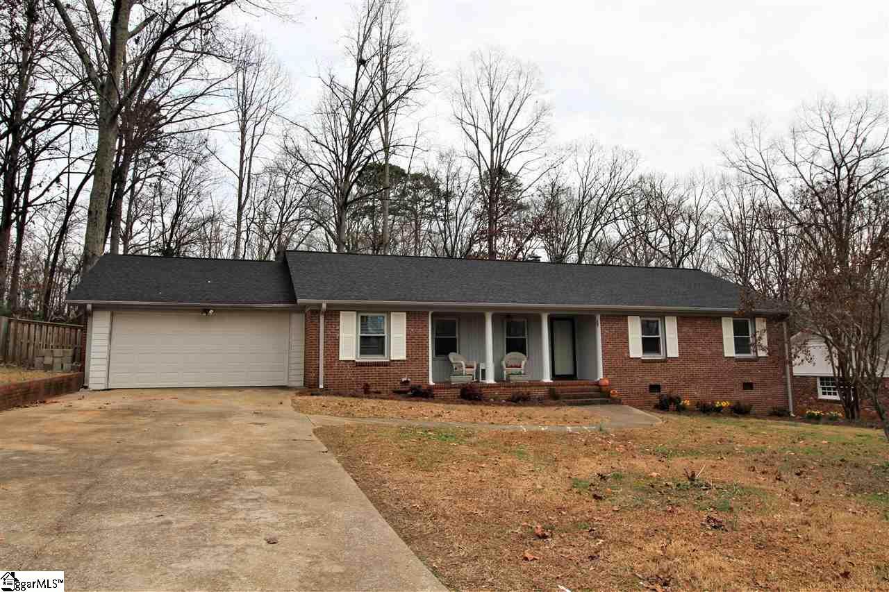 22 Bridgewood Avenue - Photo 1