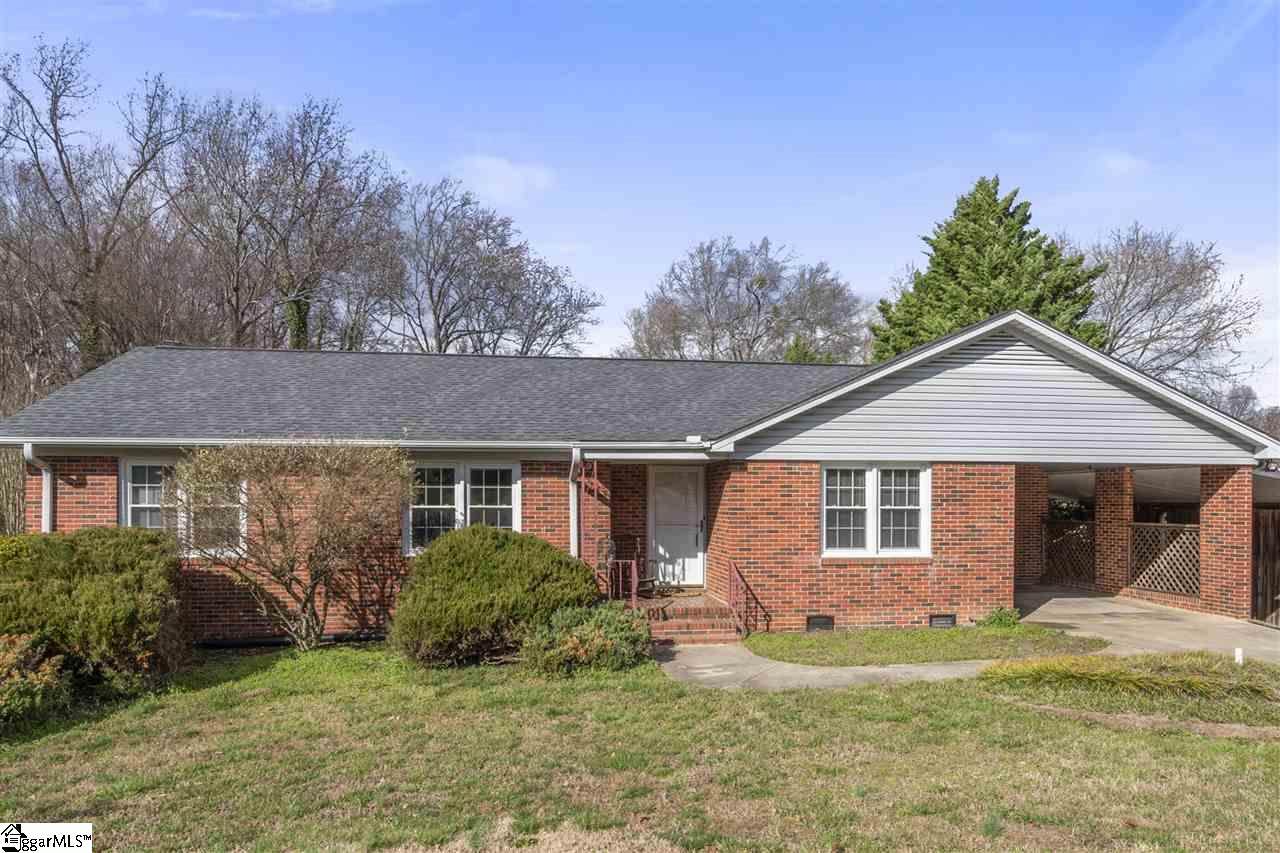 433 Fairhaven Drive - Photo 1