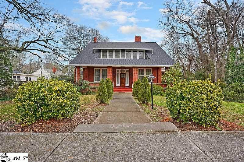 864 Main Street - Photo 1