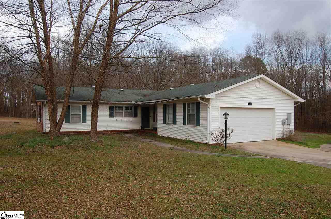 203 Hogg Road - Photo 1