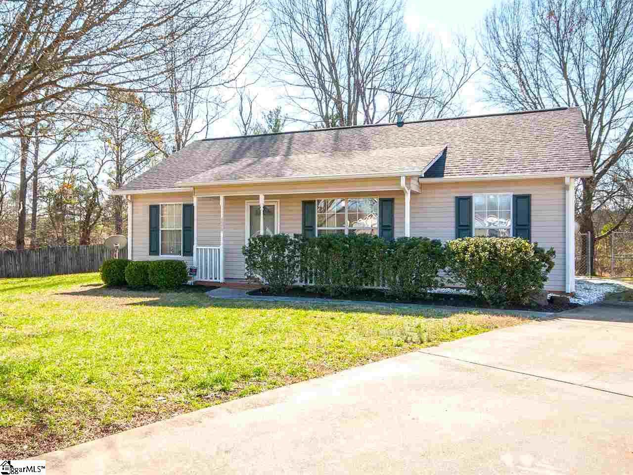 326 Blue Bonnet Drive - Photo 1