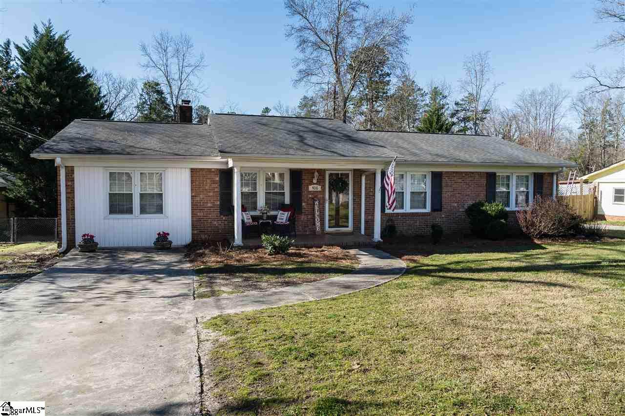 406 Heathwood Drive - Photo 1