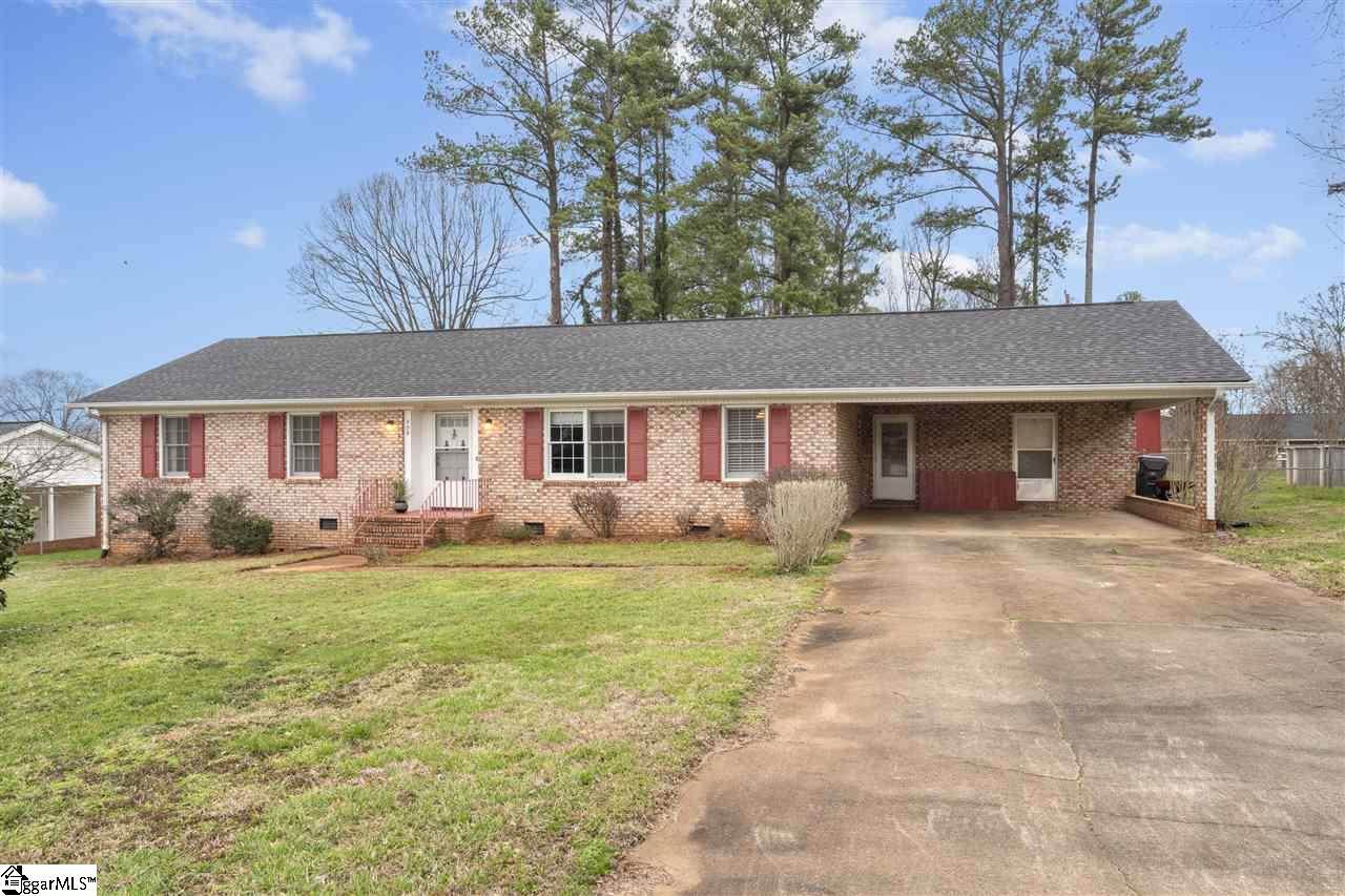 509 Hemlock Drive - Photo 1