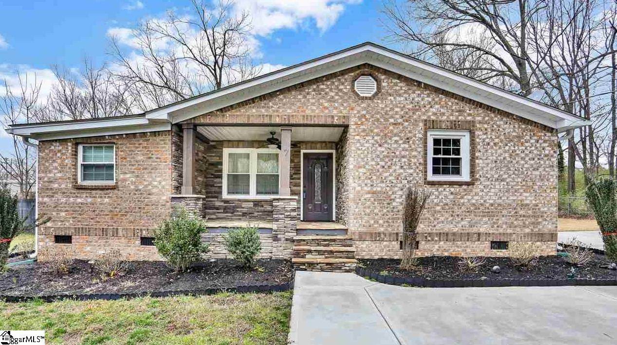 7 Mckinley Drive - Photo 1