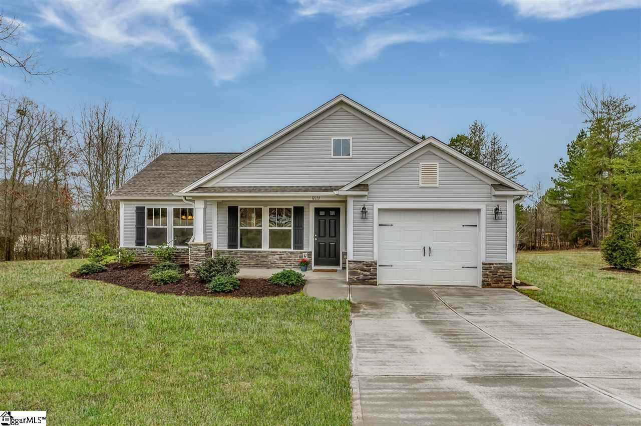 12119 Friendship Loop Drive - Photo 1
