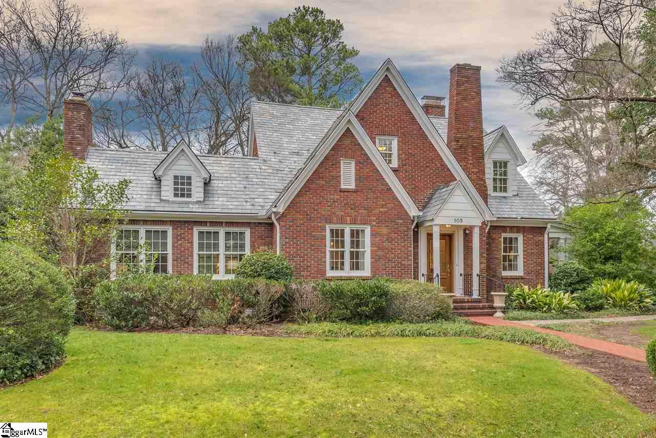105 Sunset Drive - Photo 1