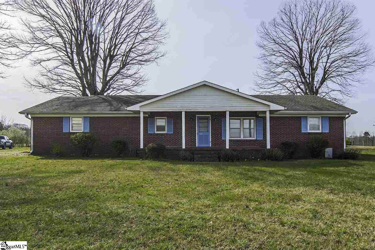 305 Smith Wall Road - Photo 1