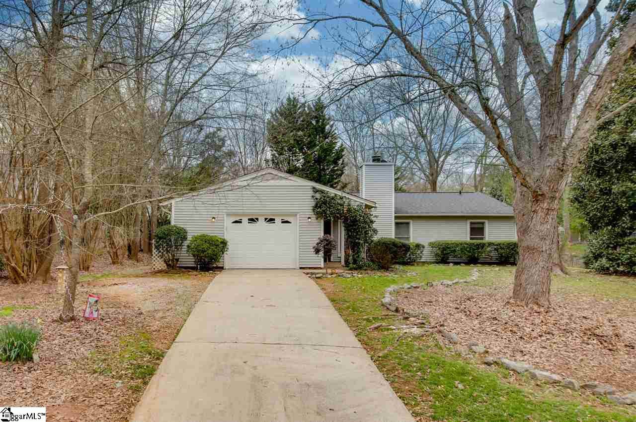 117 Burlington Avenue - Photo 1