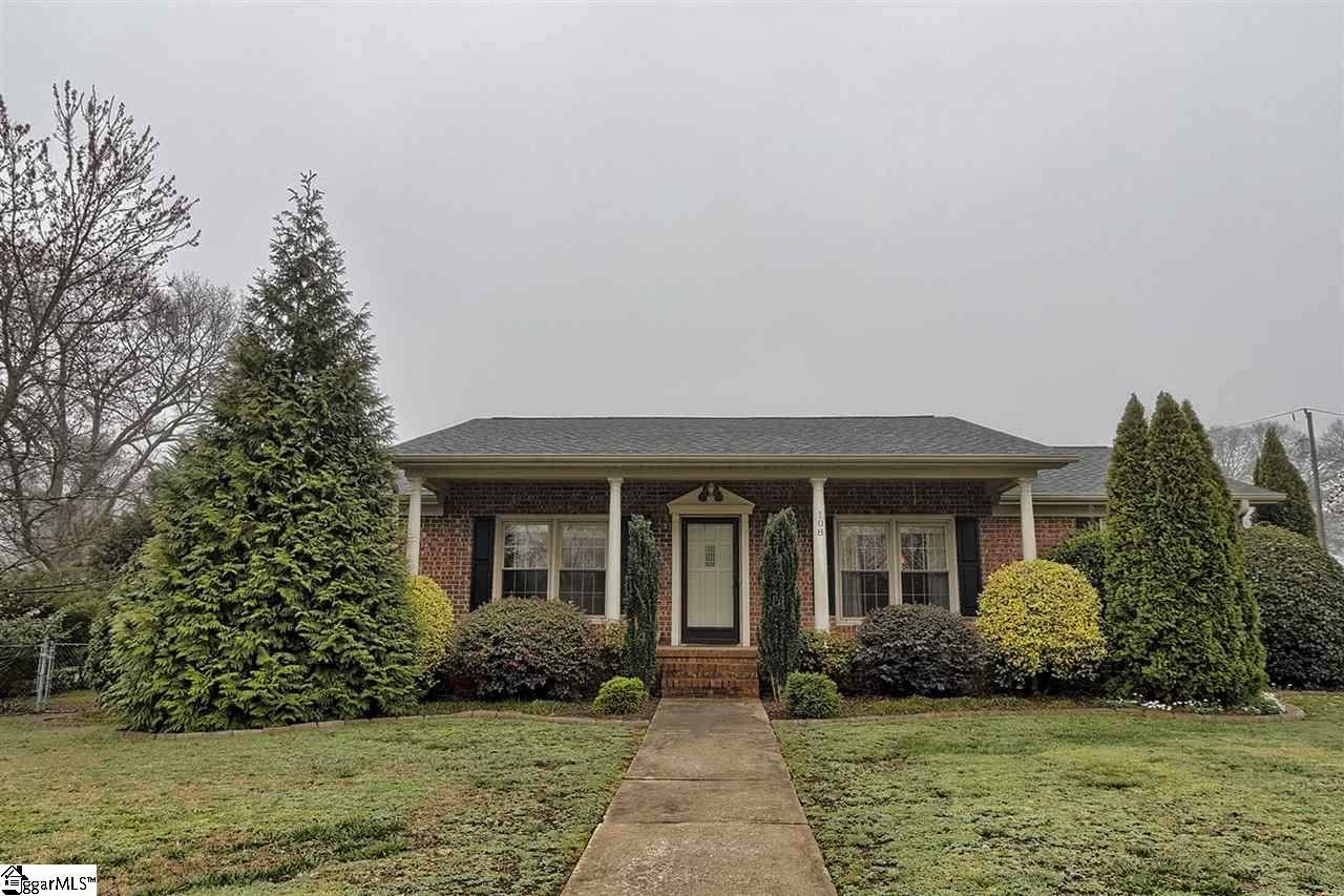 108 Woodcliff Court - Photo 1