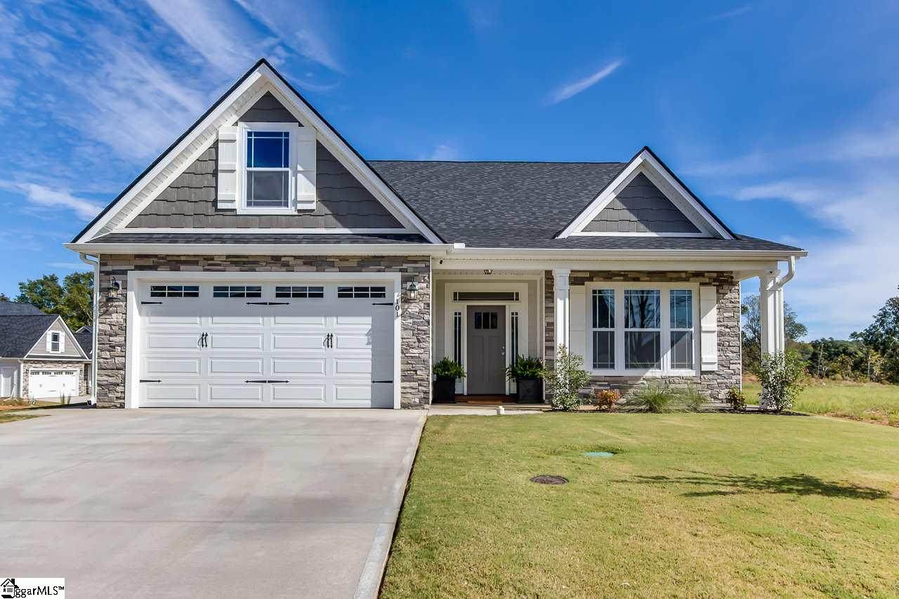 101 Marshfield Trail - Photo 1