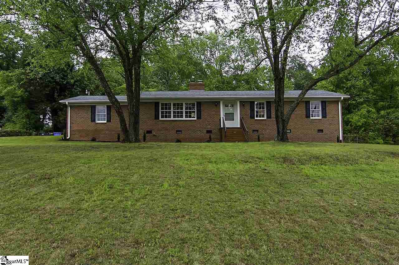 104 Knollview Drive - Photo 1 104 Knollview Drive - Photo 1