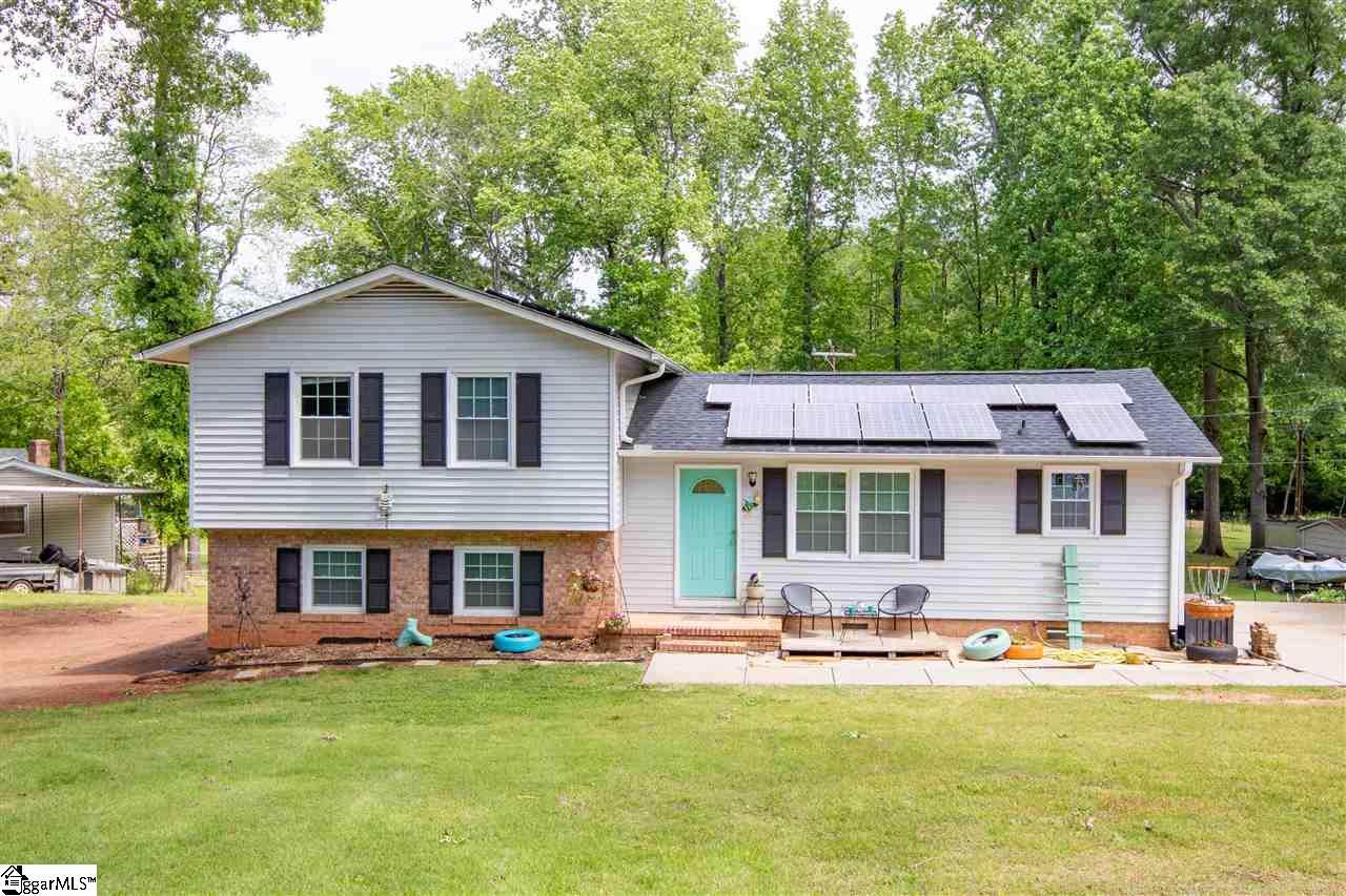 101 Anglewood Drive - Photo 1