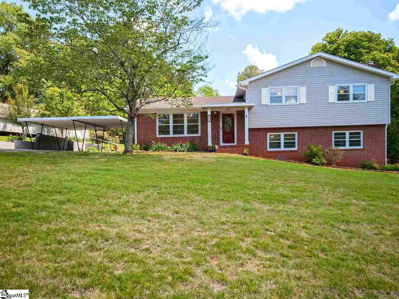 305 Gilstrap Drive - Photo 1 305 Gilstrap Drive - Photo 1