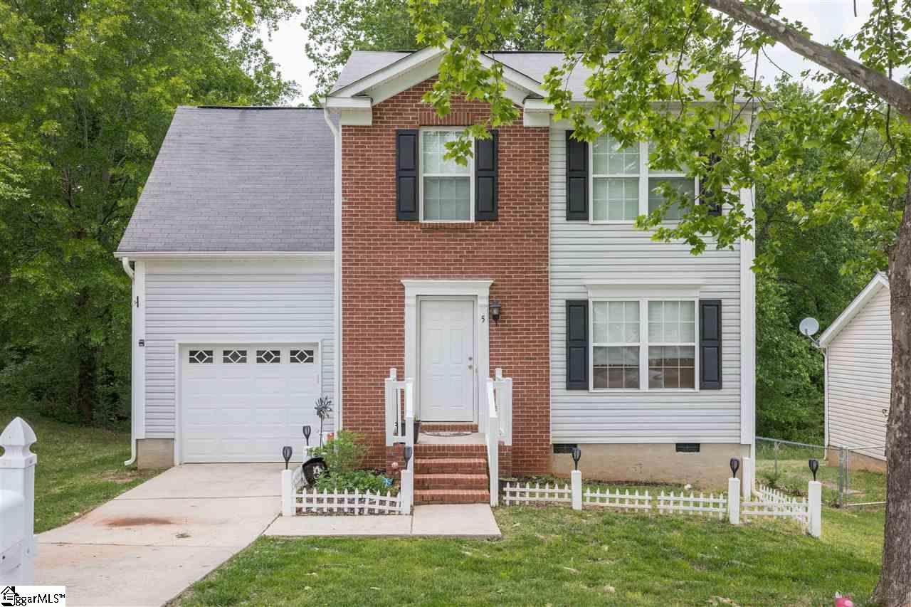 5 Hampton Ridge Drive - Photo 1