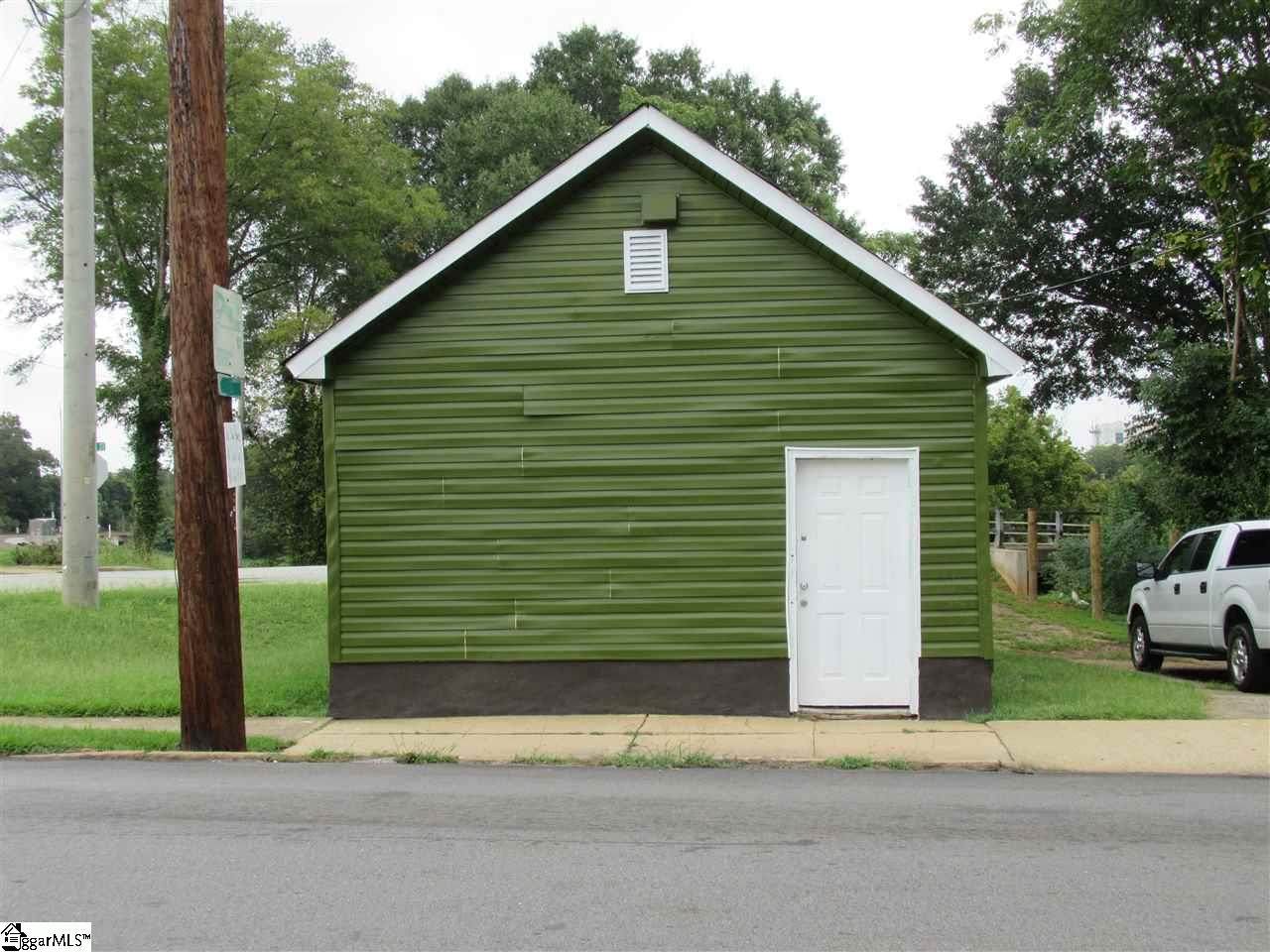 317 Forest Street - Photo 1