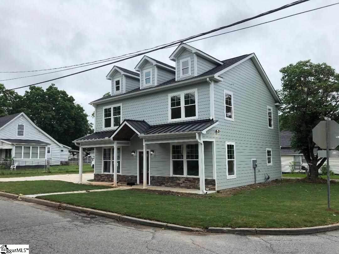 404 4th Street - Photo 1