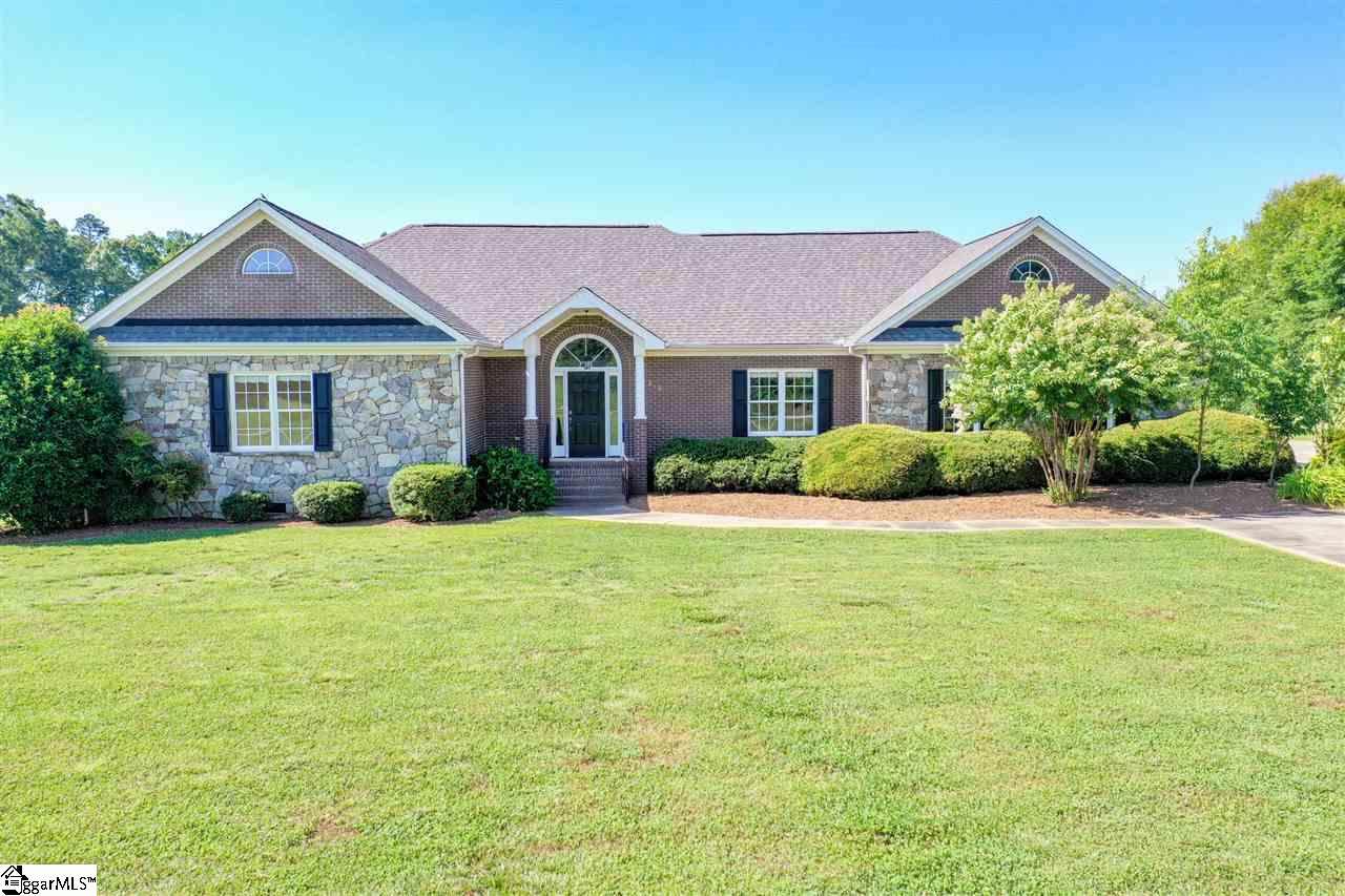 246 Blakely Avenue - Photo 1