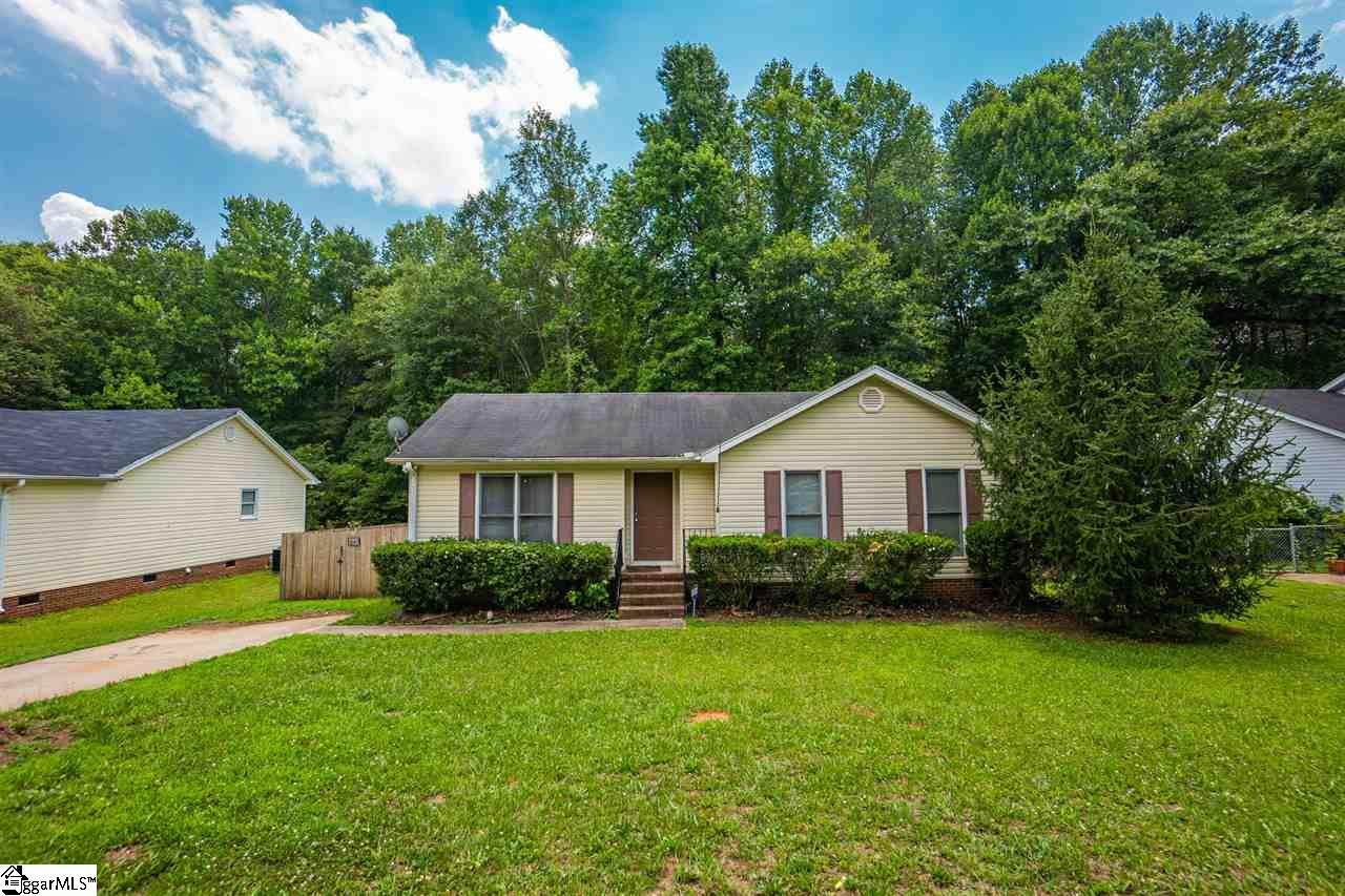 402 Idlewild Avenue - Photo 1