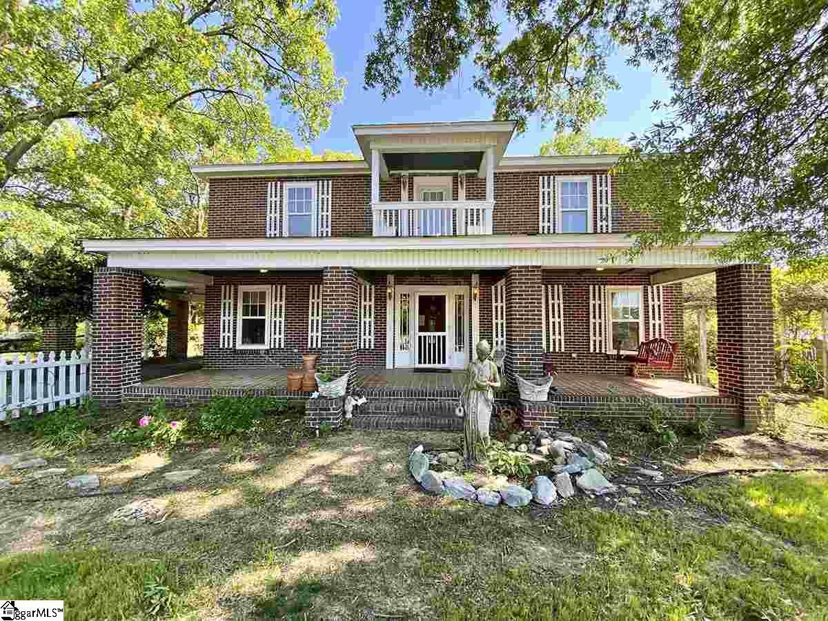 325 Main Street - Photo 1