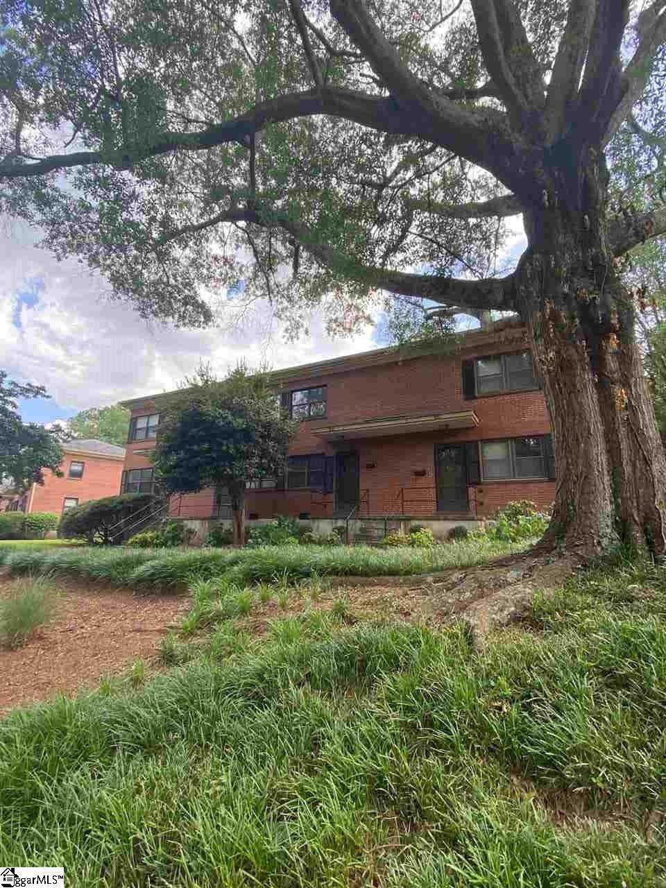 62 Faris Circle - Photo 1