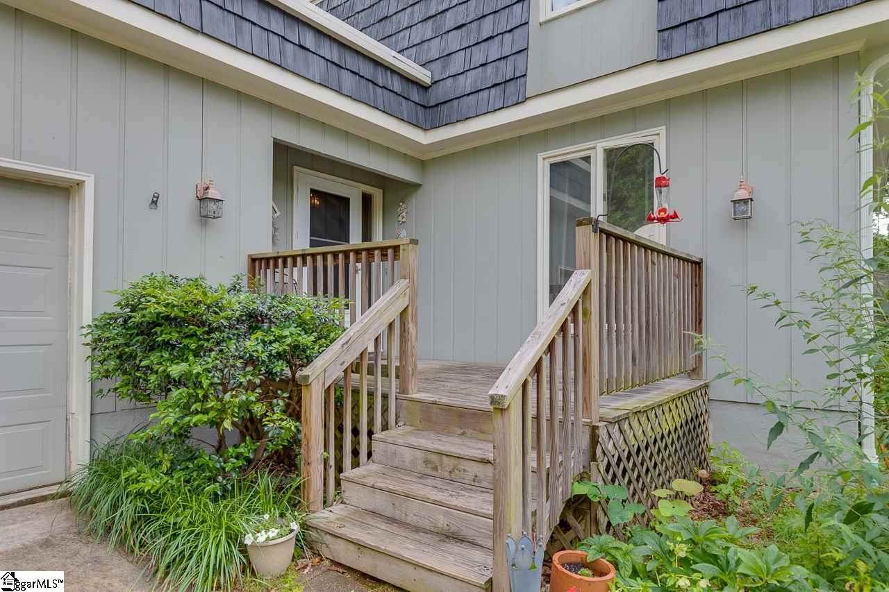 108 Ashley Road - Photo 1