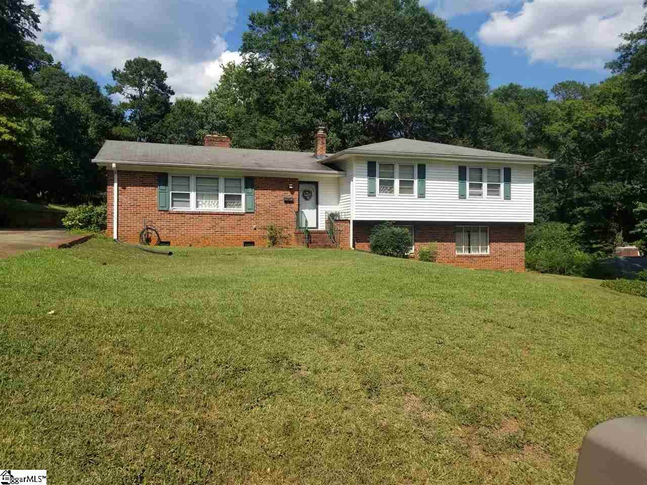 122 Lullwater Road - Photo 1