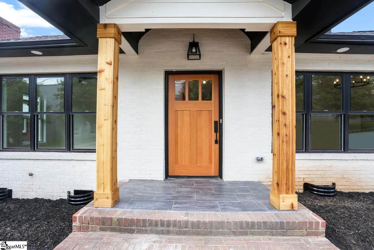 502 University Ridge - Photo 1