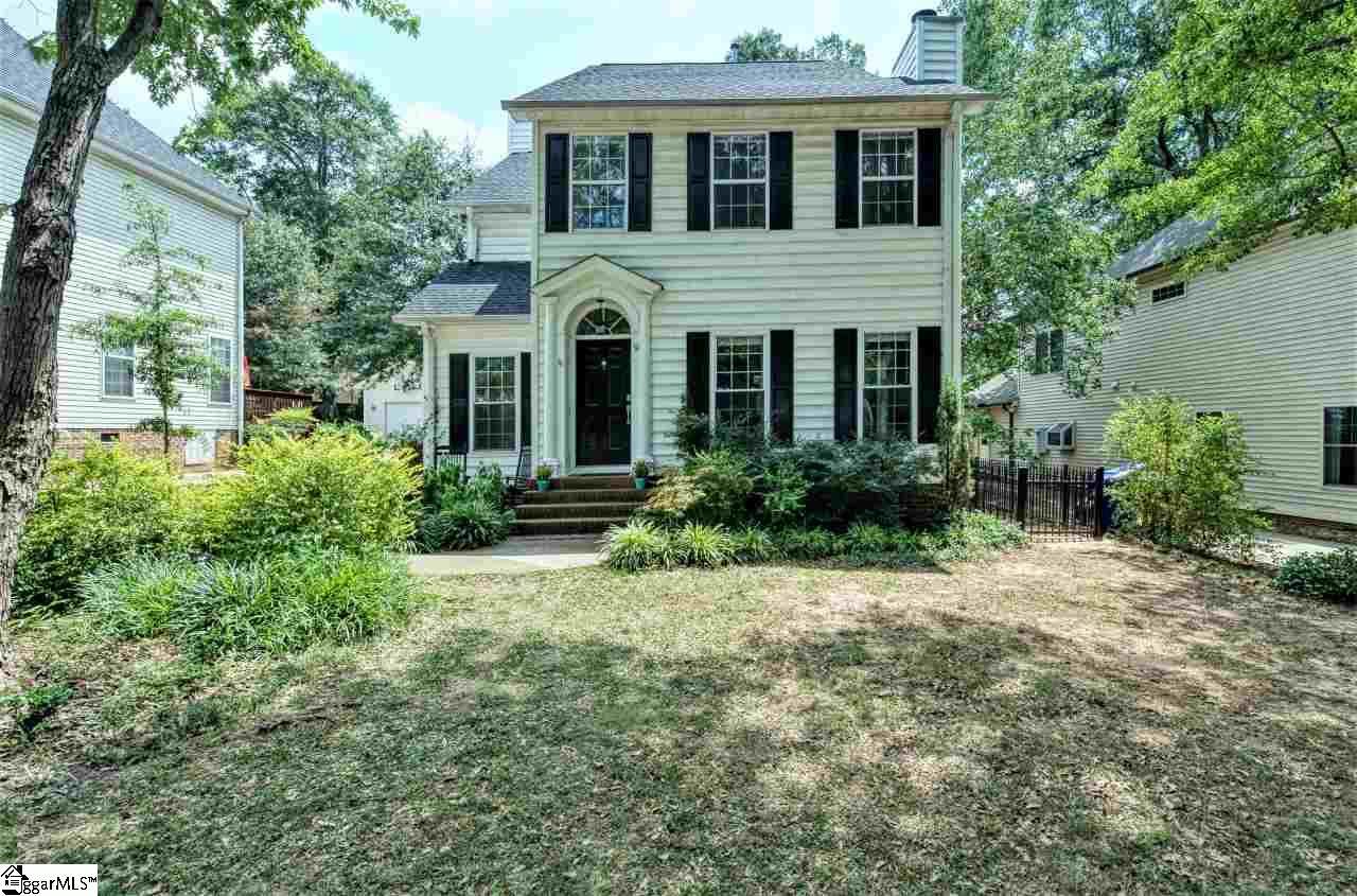 9 Phillips Lane - Photo 1